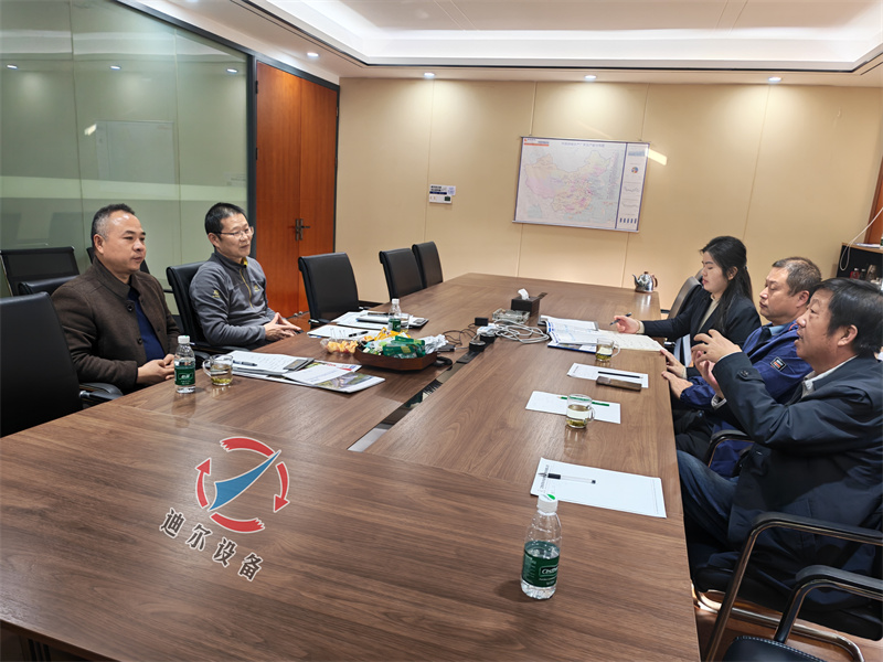 江西迪尔设备迎来山东某环境公司客户一行考察并签定沼气提纯项目用增强