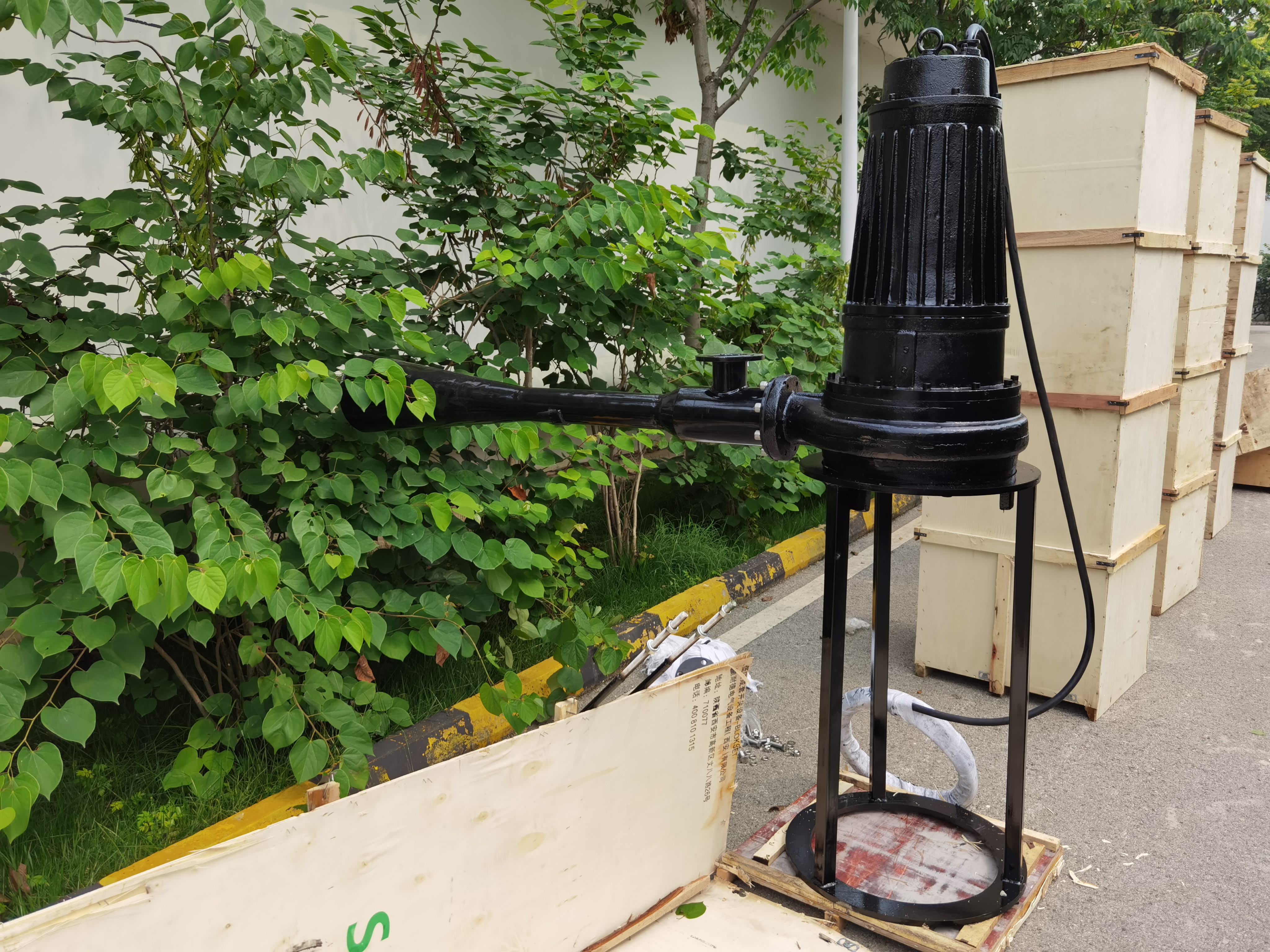 強(qiáng)力造流曝氣機(jī)工作原理