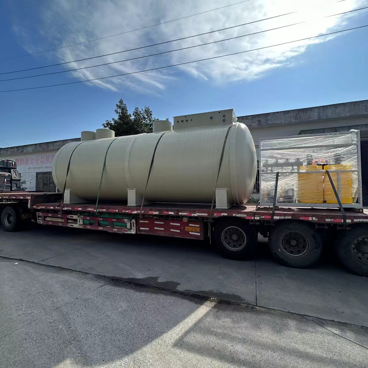 PPH污水儲罐高效發貨，助力環保事業再提速！